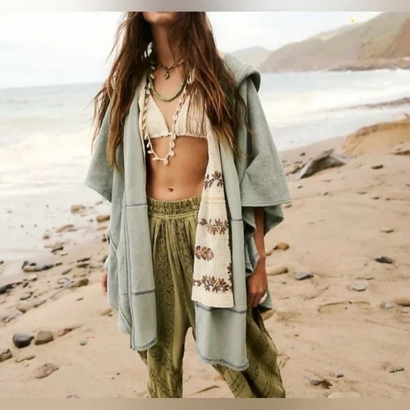 Free People Beach Love Poncho - Picture 2 of 7